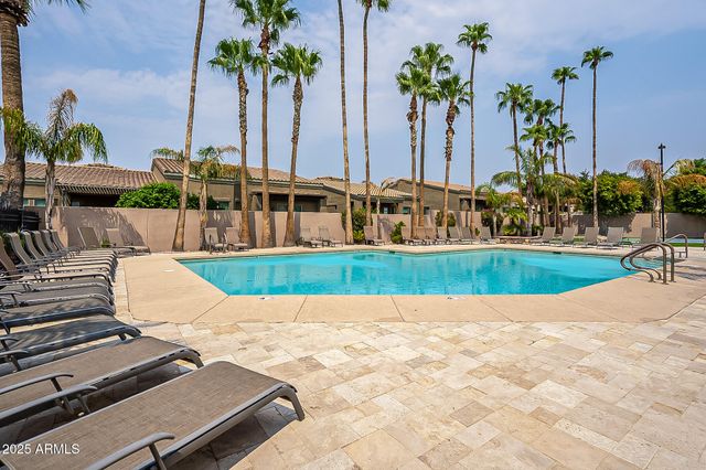 6202 E MCKELLIPS Road 83, Mesa, AZ 85215