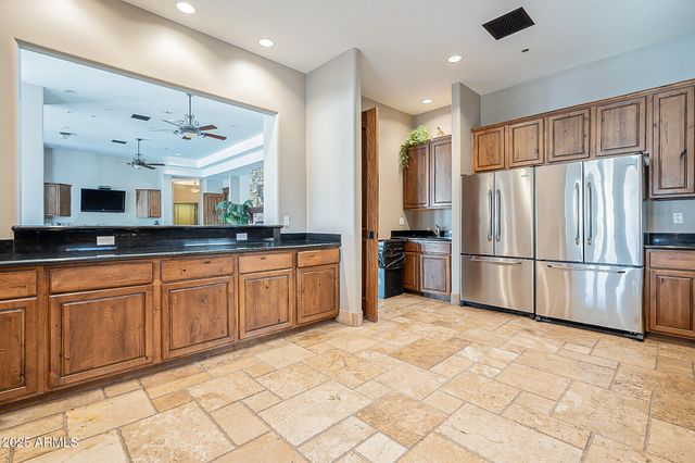 6202 E MCKELLIPS Road 83, Mesa, AZ 85215