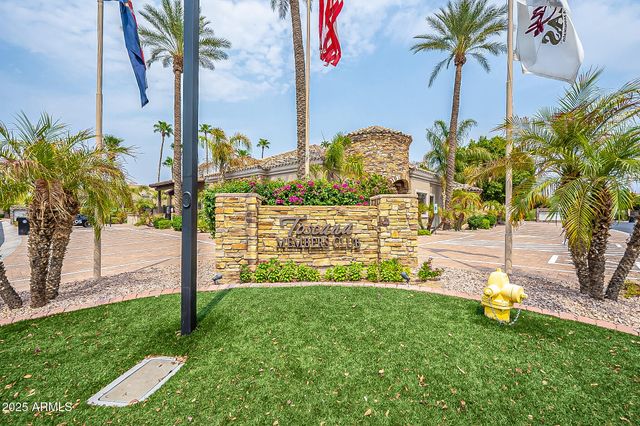 6202 E MCKELLIPS Road 83, Mesa, AZ 85215