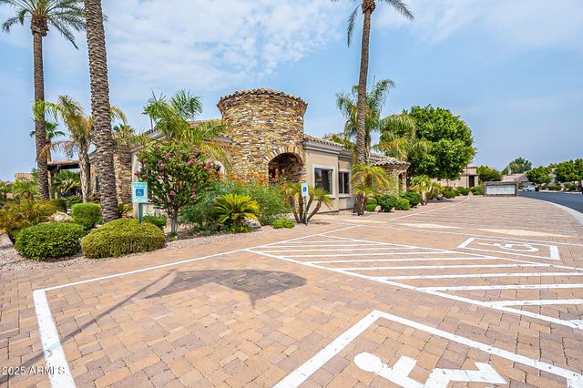 6202 E MCKELLIPS Road 83, Mesa, AZ 85215