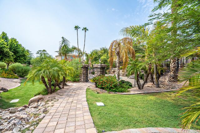 6202 E MCKELLIPS Road 83, Mesa, AZ 85215