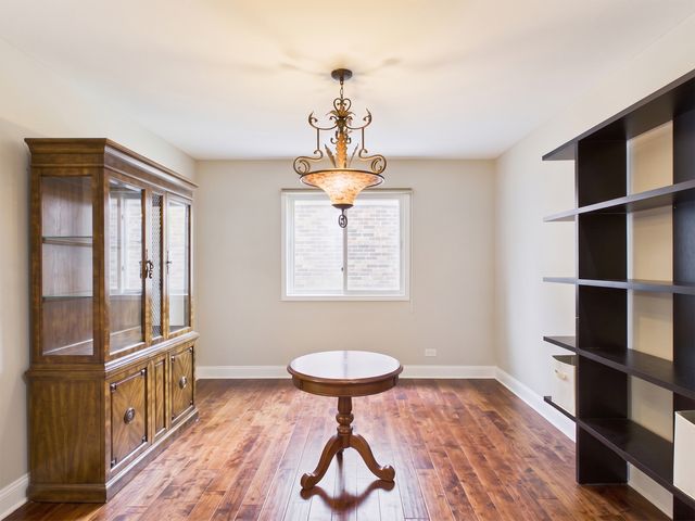 2541 Cobblewood Drive, Northbrook, IL 60062