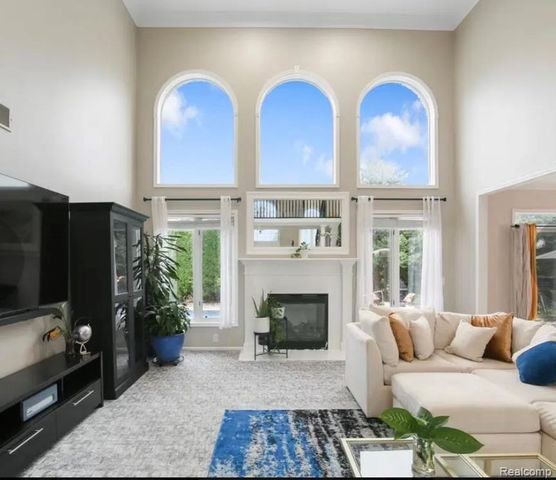 50600 Koss Drive, Macomb, MI 48044