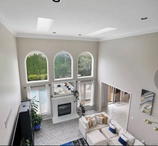 50600 Koss Drive, Macomb, MI 48044