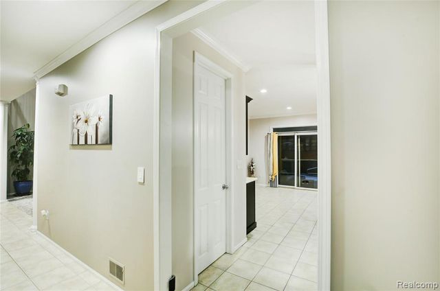 50600 Koss Drive, Macomb, MI 48044