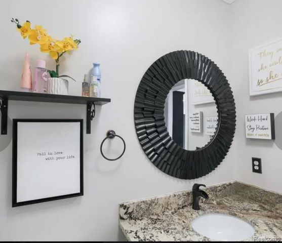 50600 Koss Drive, Macomb, MI 48044