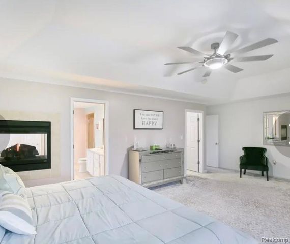 50600 Koss Drive, Macomb, MI 48044