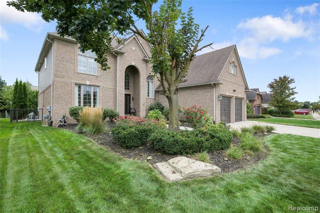 50600 Koss Drive, Macomb, MI 48044