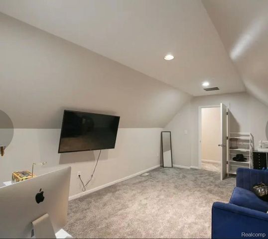 50600 Koss Drive, Macomb, MI 48044