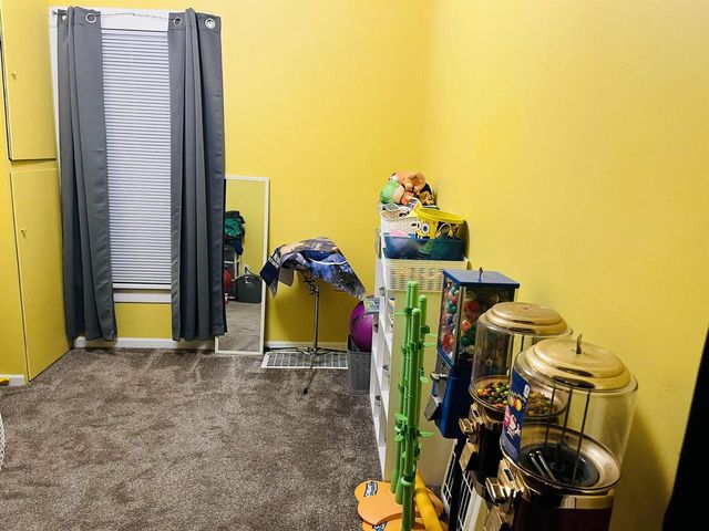 533 W 10TH AVENUE, Oshkosh, WI 54902