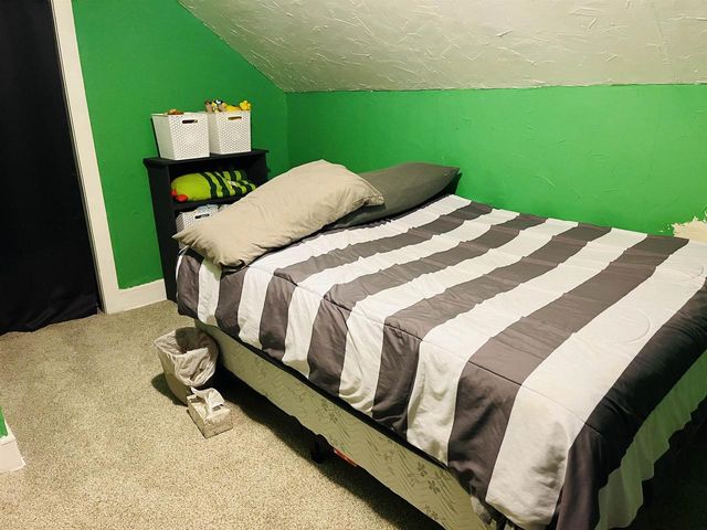 533 W 10TH AVENUE, Oshkosh, WI 54902