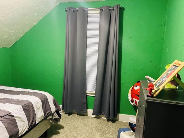 533 W 10TH AVENUE, Oshkosh, WI 54902