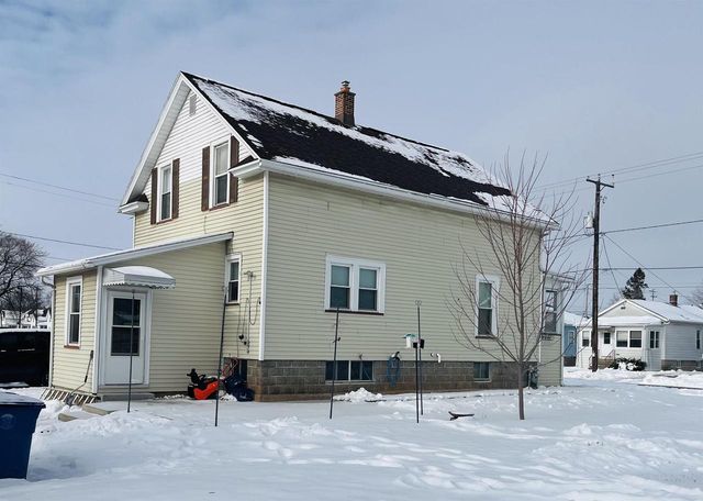 533 W 10TH AVENUE, Oshkosh, WI 54902