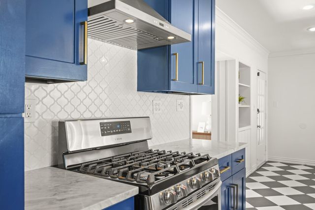 4391 Varsity Lane, Houston, TX 77004