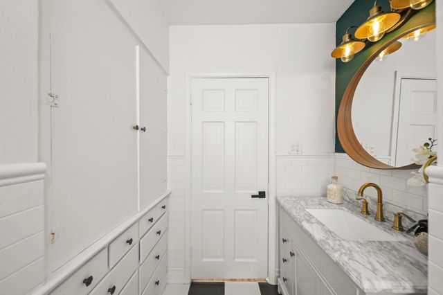 4391 Varsity Lane, Houston, TX 77004