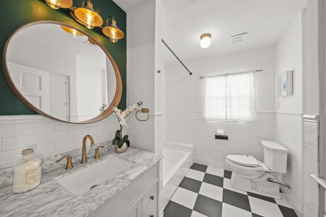 4391 Varsity Lane, Houston, TX 77004