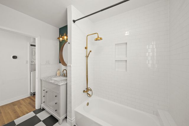 4391 Varsity Lane, Houston, TX 77004