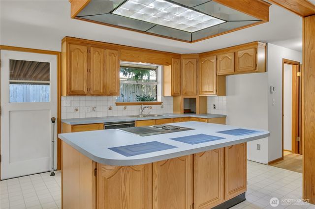 509 106th Street S, Tacoma, WA 98444