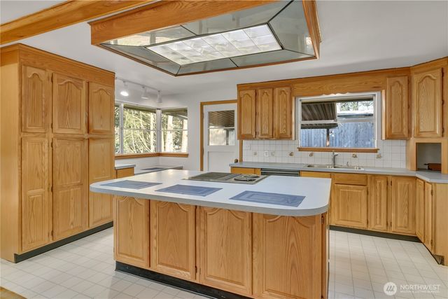 509 106th Street S, Tacoma, WA 98444