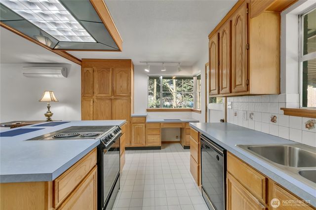 509 106th Street S, Tacoma, WA 98444