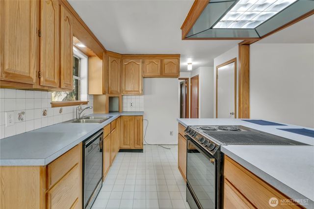 509 106th Street S, Tacoma, WA 98444