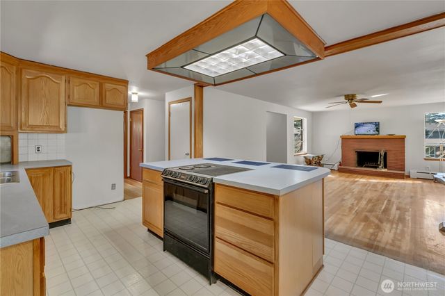 509 106th Street S, Tacoma, WA 98444