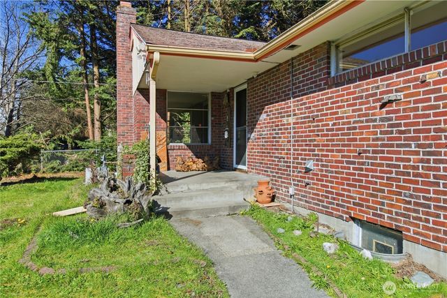 509 106th Street S, Tacoma, WA 98444