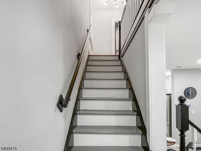 45 Rutgers St, Irvington Twp., NJ 07111