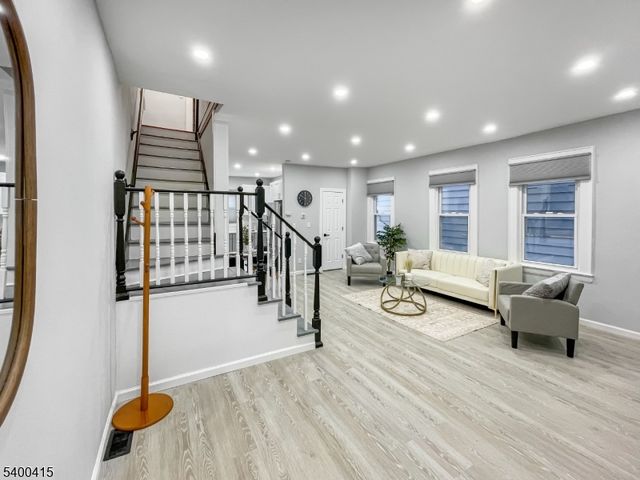 45 Rutgers St, Irvington Twp., NJ 07111