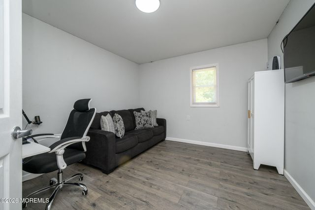 16 Finch Road, Howell, NJ 07731