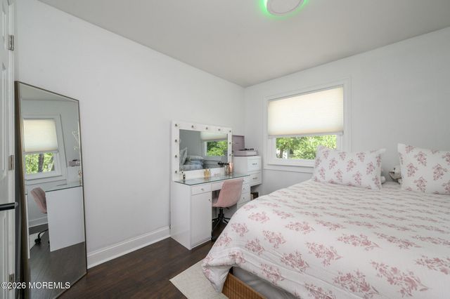 16 Finch Road, Howell, NJ 07731