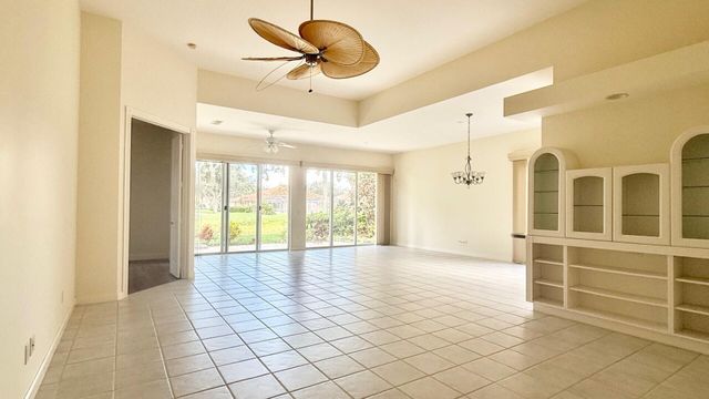 2541 Kittbuck Way, West Palm Beach, FL 33411