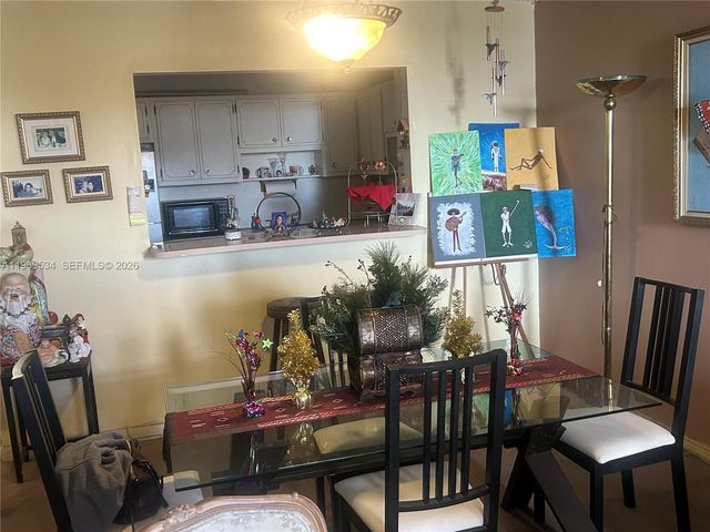 7118 Bonita Dr 704, Miami Beach, FL 33141