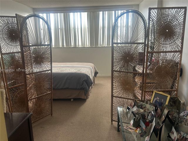 7118 Bonita Dr 704, Miami Beach, FL 33141