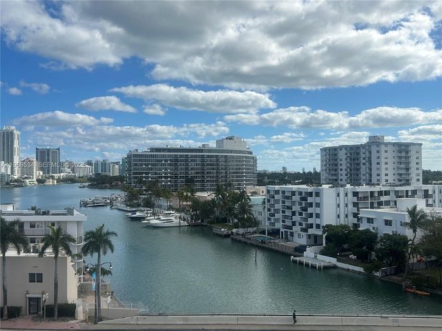 7118 Bonita Dr 704, Miami Beach, FL 33141