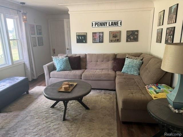 5485 N Linden Road, Flint, MI 48504