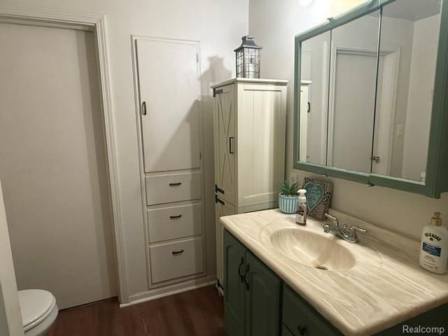 5485 N Linden Road, Flint, MI 48504