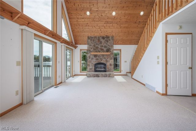 483 Owl Point, Roaming Shores, OH 44084