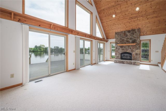 483 Owl Point, Roaming Shores, OH 44084