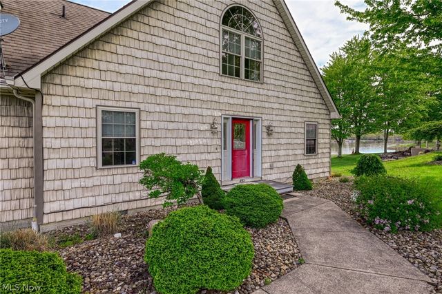 483 Owl Point, Roaming Shores, OH 44084