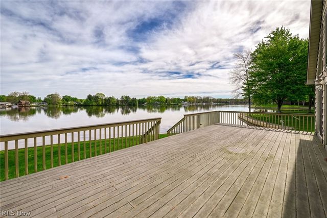 483 Owl Point, Roaming Shores, OH 44084