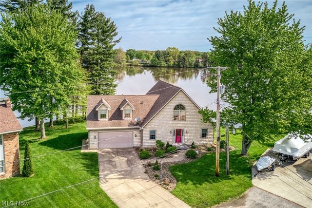 483 Owl Point, Roaming Shores, OH 44084