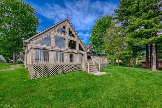 483 Owl Point, Roaming Shores, OH 44084