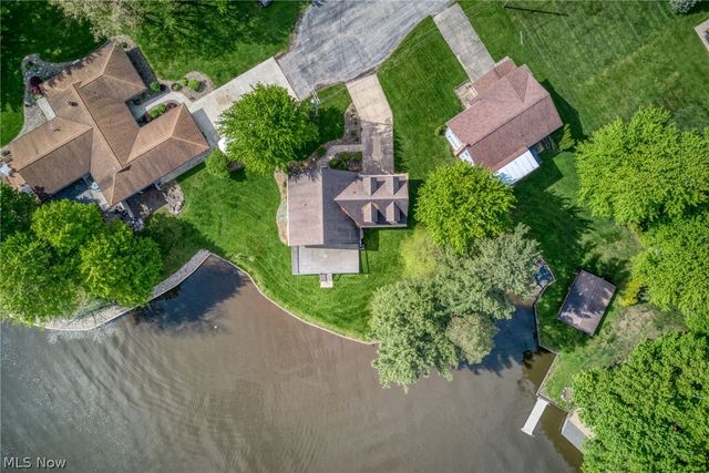 483 Owl Point, Roaming Shores, OH 44084