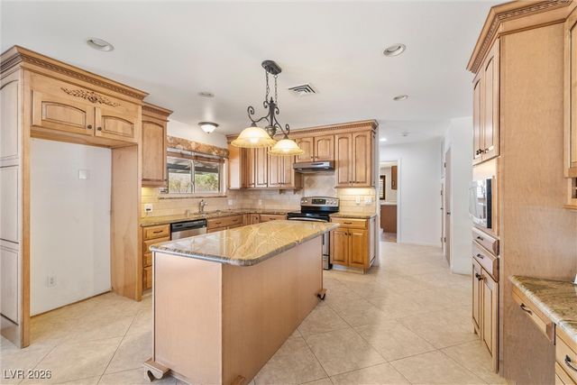 3090 Westwind Road, Las Vegas, NV 89146