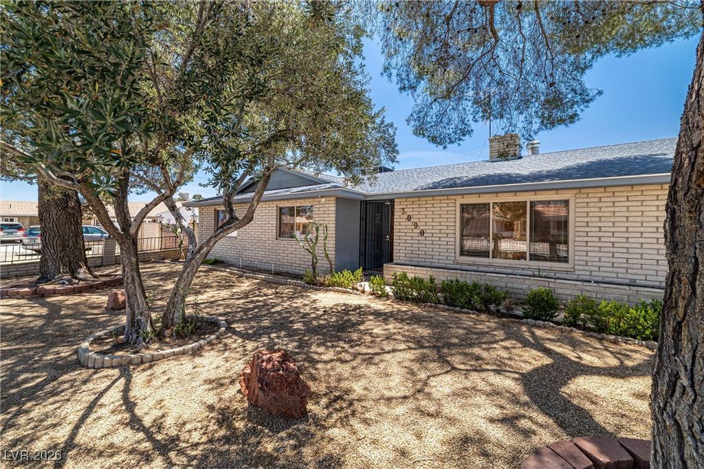 3090 Westwind Road, Las Vegas, NV 89146