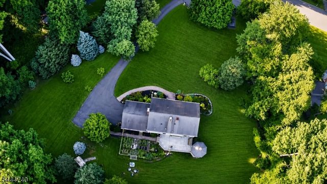 9 Francis Ln, Chester Twp., NJ 07930