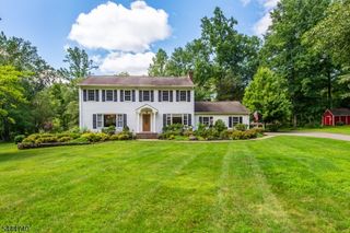9 Francis Ln, Chester Twp., NJ 07930