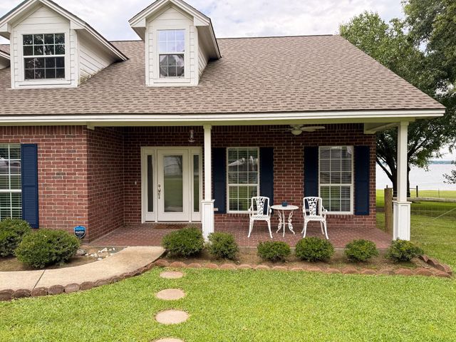 303 Lcr 911, Jewett, TX 75846