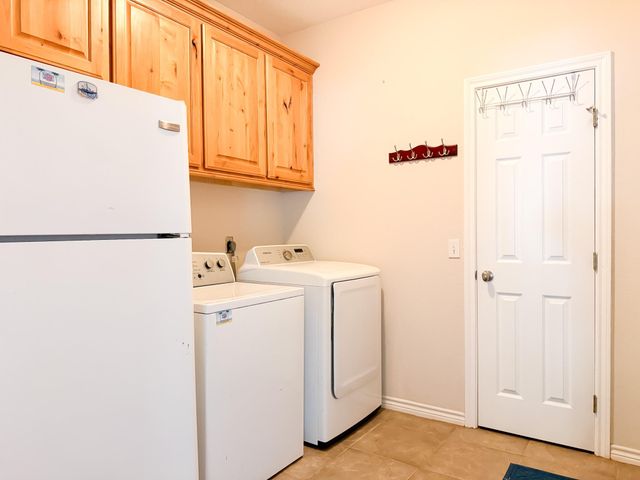 303 Lcr 911, Jewett, TX 75846
